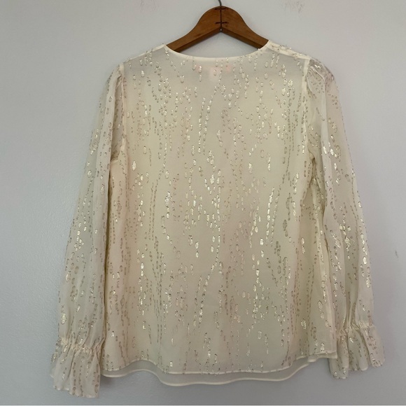 Lilly Pulitzer Cream & Gold Ellarey Coconut Fish Clip Silk Blouse - Picture 3 of 4